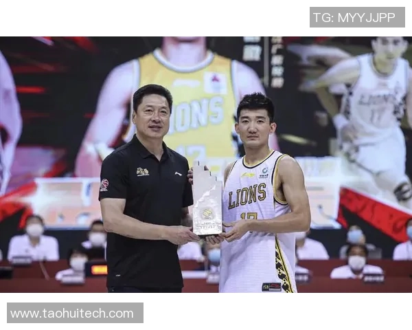 西安篮球队默契配合的秘密与战术分析探讨